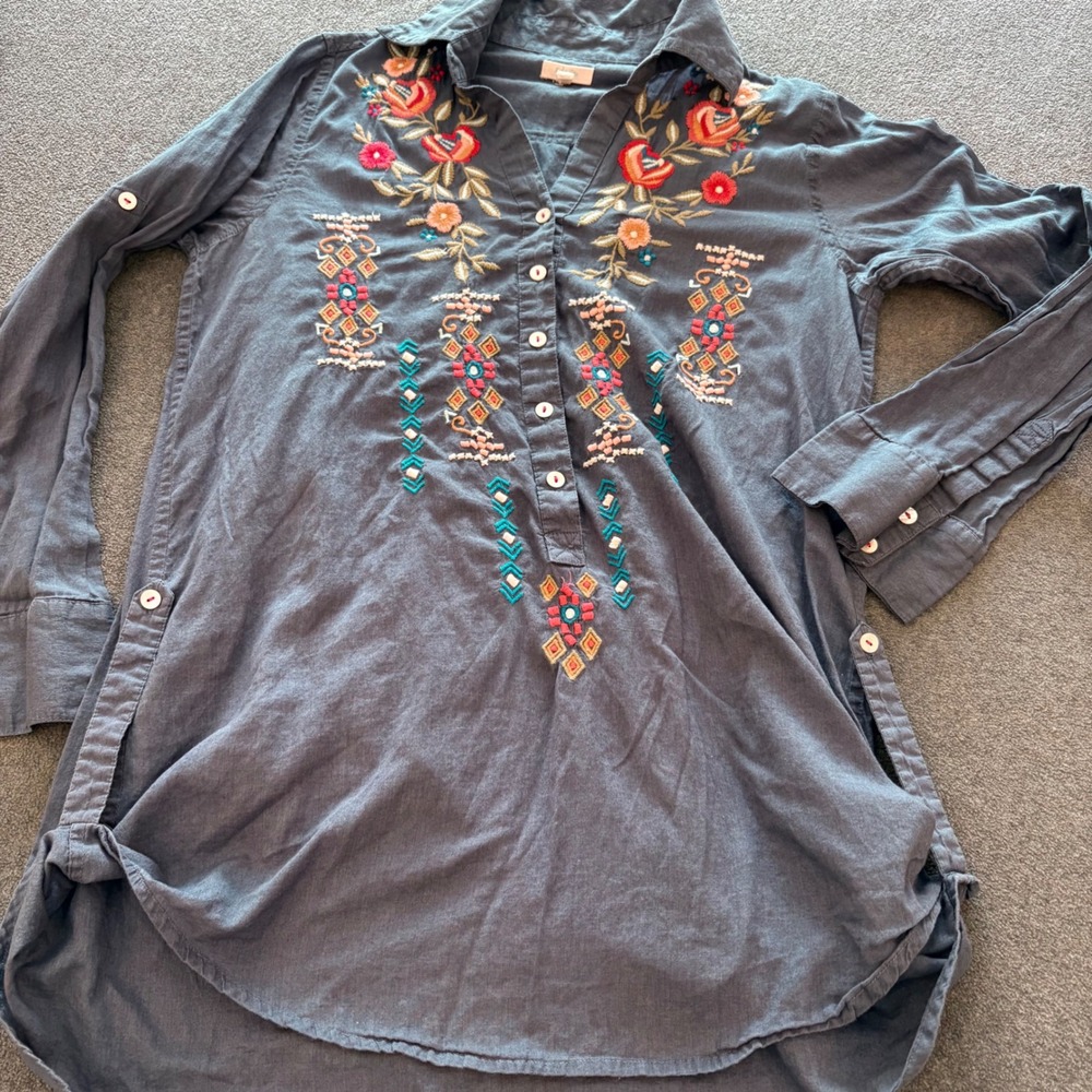 Kyla Seo Embroidered Boho Tunic Top Blue Floral Long Sleeve Small